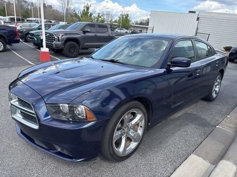 Used 2013 Dodge Charger R/T image 1