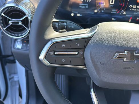 New 2026 Chevrolet Equinox ACTIV w/ Convenience Package III image 18