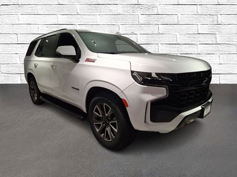 Used 2023 Chevrolet Tahoe Z71 w/ Z71 Off-Road Package AWD/4WD image 2
