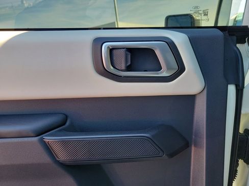 New 2026 Ford Bronco Outer Banks image 15