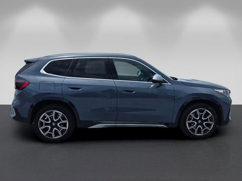 Certified 2024 BMW X1 xDrive28i w/ Convenience Package AWD/4WD image 3