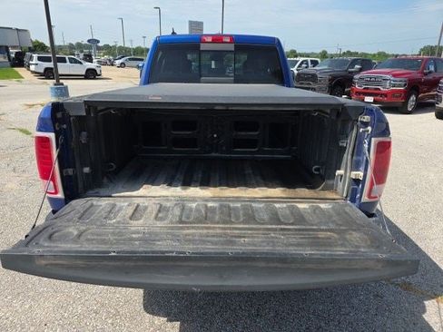 Used 2014 RAM 1500 Laramie w/ Convenience Group AWD/4WD image 10