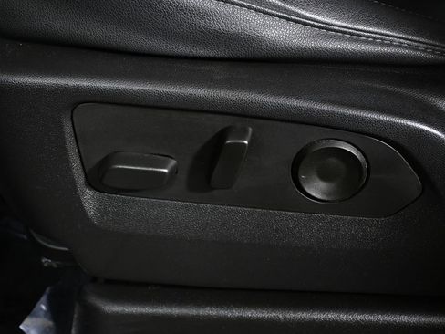 Used 2022 Chevrolet Tahoe LT w/ LT Signature Plus Package image 27