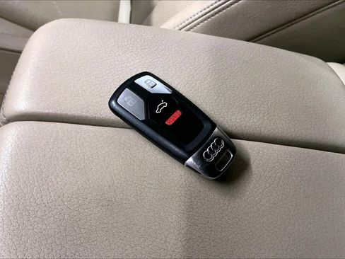 Used 2018 Audi Q7 3.0T Premium Plus w/ Premium Plus Package image 13