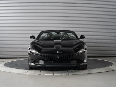 Used 2026 Ferrari Roma Spider RWD image 8