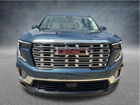Used 2025 GMC Acadia Denali w/ LPO, All-Weather Package AWD/4WD image 2