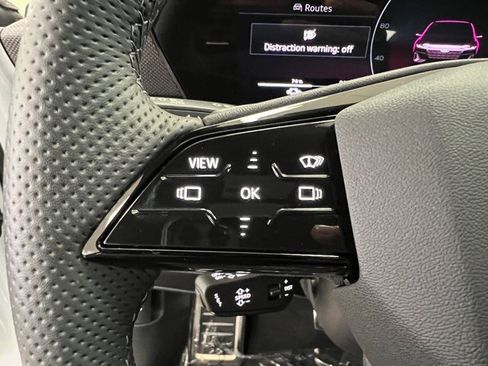 Certified 2025 Audi S6 e-tron Prestige w/ 21" Black Optic Package image 28