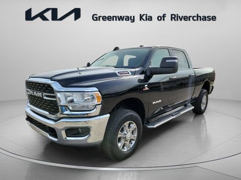 Used 2024 RAM 2500 Big Horn AWD/4WD image 3