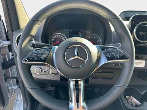 New 2026 Mercedes-Benz Sprinter 2500 image 18