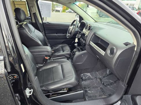 Used 2015 Jeep Compass Sport image 11