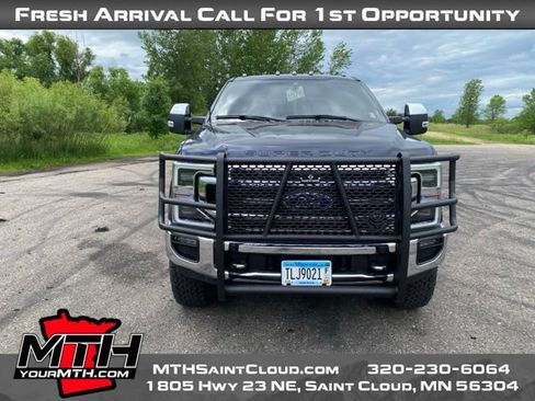 Used 2022 Ford F350 Lariat w/ Lariat Ultimate Package AWD/4WD image 3