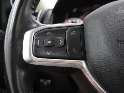 Used 2024 RAM 2500 Laramie AWD/4WD image 13