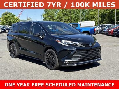 Used 2024 Toyota Sienna Platinum