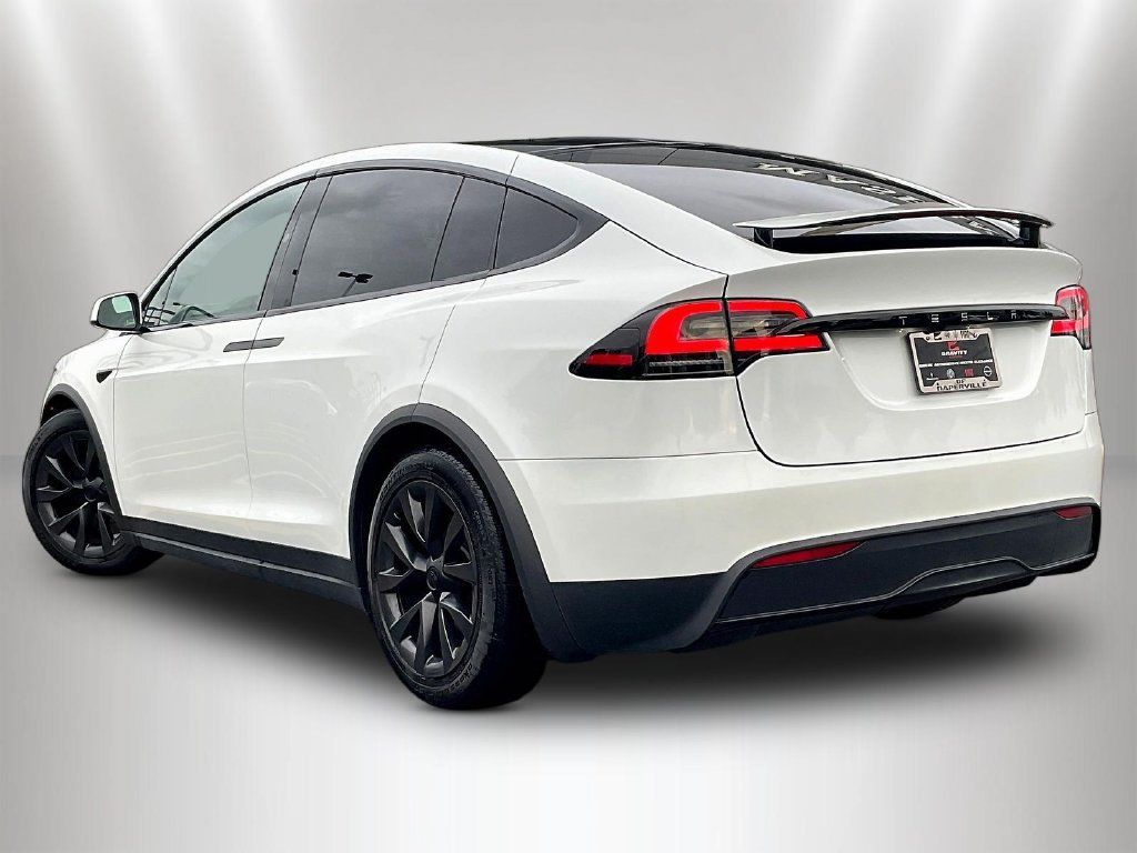Used 2024 Tesla Model X AWD/4WD image 4