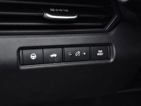 New 2025 Nissan Altima 2.5 SL image 11