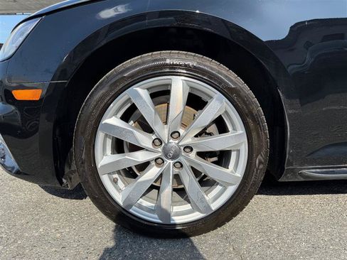 Used 2018 Audi A4 2.0T Ultra Premium w/ Convenience Package FWD image 10