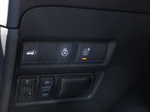 Used 2018 INFINITI QX80 2WD w/ Driver Assistance Package image 31