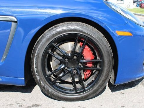 Used 2015 Porsche Panamera 4 image 38