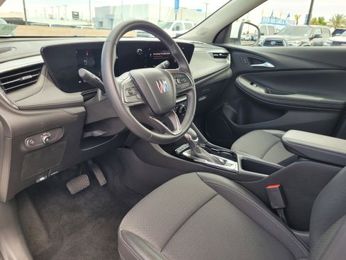Used 2025 Buick Encore GX Preferred FWD image 9