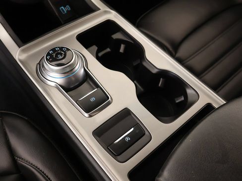Used 2023 Ford Edge SEL AWD/4WD image 8