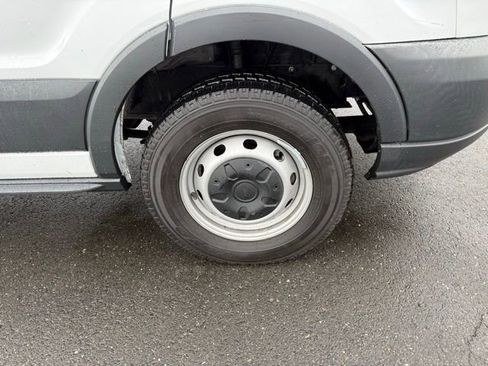 Used 2018 Ford Transit 250 138 image 11