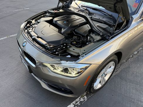 Used 2018 BMW 330i Sedan w/ Convenience Package RWD image 35