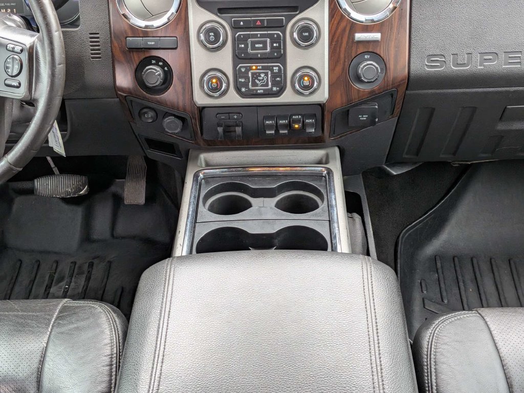 Used 2016 Ford F350 Lariat w/ Lariat Interior Package AWD/4WD image 15
