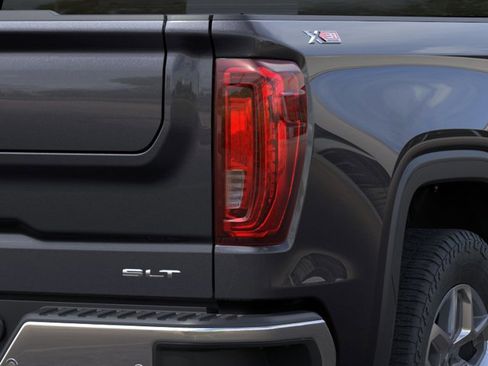 New 2026 GMC Sierra 1500 SLT w/ SLT Premium Plus Package AWD/4WD image 11
