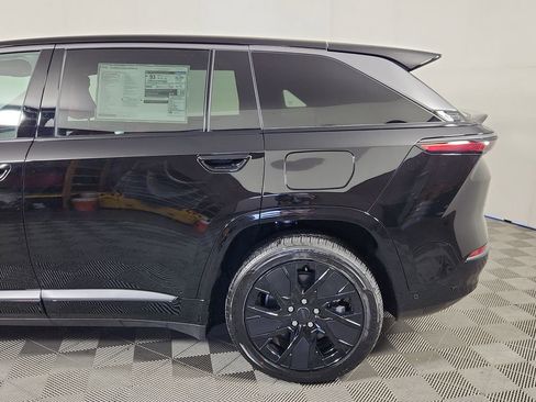 New 2025 Jeep Wagoneer S Launch Edition image 3