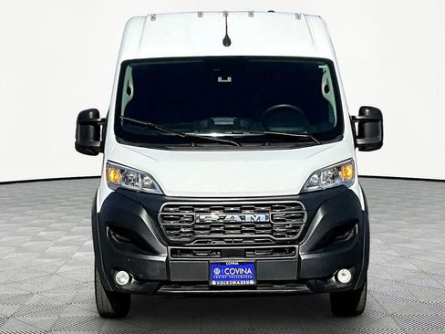 Used 2025 RAM ProMaster 2500 w/ Convenience Group FWD image 2