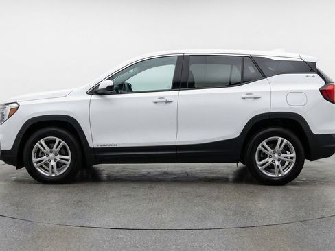 Used 2024 GMC Terrain SLE FWD image 5
