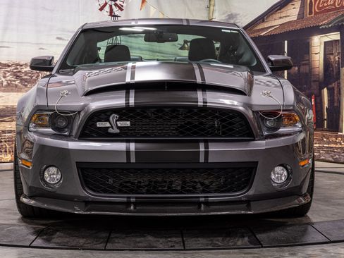 Used 2010 Ford Mustang Shelby GT500 image 5