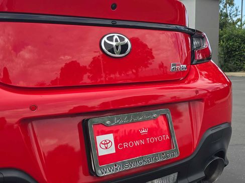 Used 2023 Toyota GR86 w/ ALL Weather Mat Package (TMS) RWD image 14