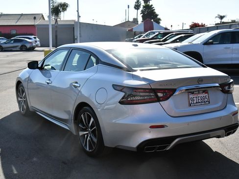 Used 2023 Nissan Maxima SV w/ Floor Mat Group FWD image 6
