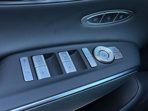 New 2026 Genesis GV70 2.5T Sport Prestige image 12