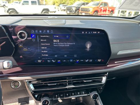 Used 2026 Chevrolet Traverse RS image 13