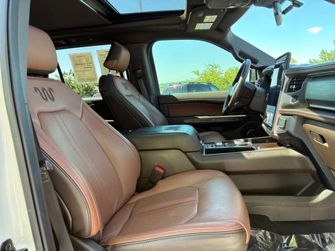 Certified 2024 Ford Expedition King Ranch AWD/4WD image 19