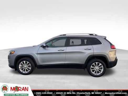 Used 2019 Jeep Cherokee Latitude w/ Popular Appearance Group image 2