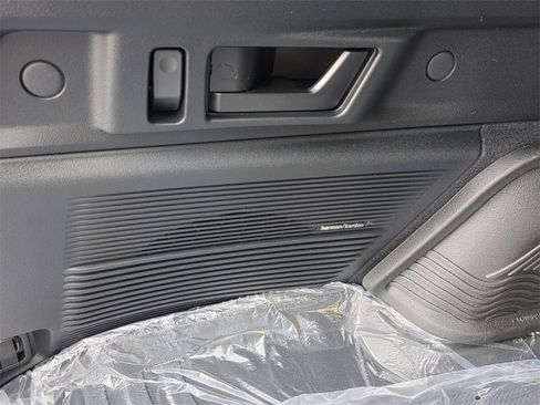 New 2026 Subaru Outback Limited image 15