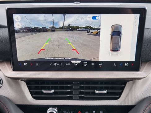 New 2026 Ford Explorer Active w/ Active Comfort Package RWD image 17