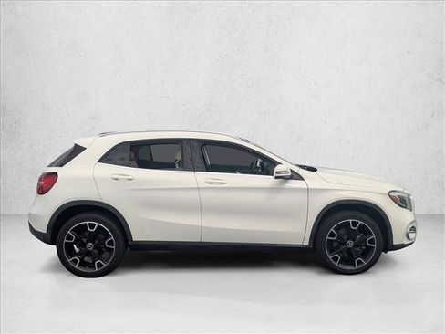 Used 2019 Mercedes-Benz GLA 250 image 4