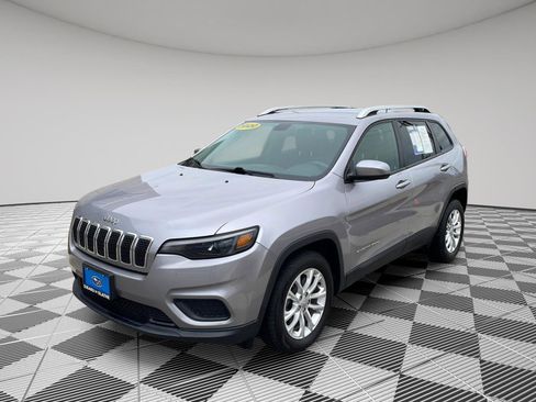 Used 2020 Jeep Cherokee Latitude image 3