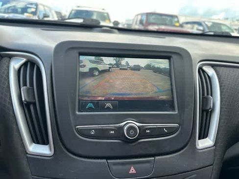 Used 2016 Chevrolet Malibu LS FWD image 8
