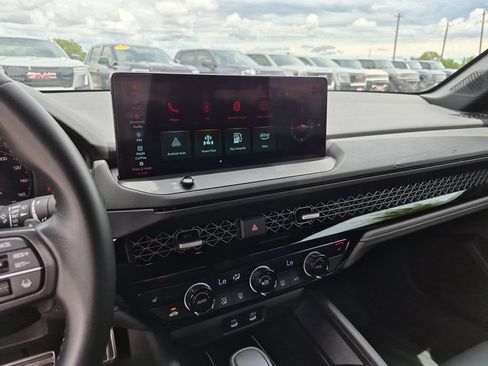 Used 2025 Honda Accord Sport image 23