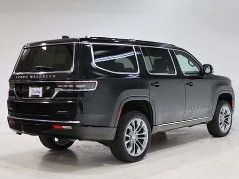 Used 2023 Jeep Grand Wagoneer Series II AWD/4WD image 7