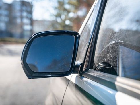 Used 2017 Mercedes-Benz Metris Passenger image 18