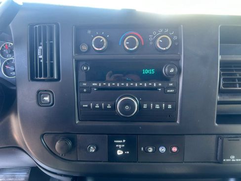 Used 2015 Chevrolet Express 3500 LT w/ LT Preferred Equipment Group RWD image 9