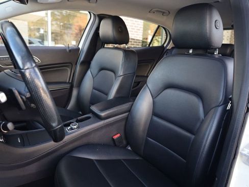 Used 2015 Mercedes-Benz GLA 250 4MATIC image 16