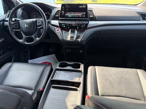 Used 2025 Honda Odyssey Sport-L image 9