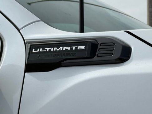 Used 2024 GMC Sierra 2500 Denali Ultimate image 10